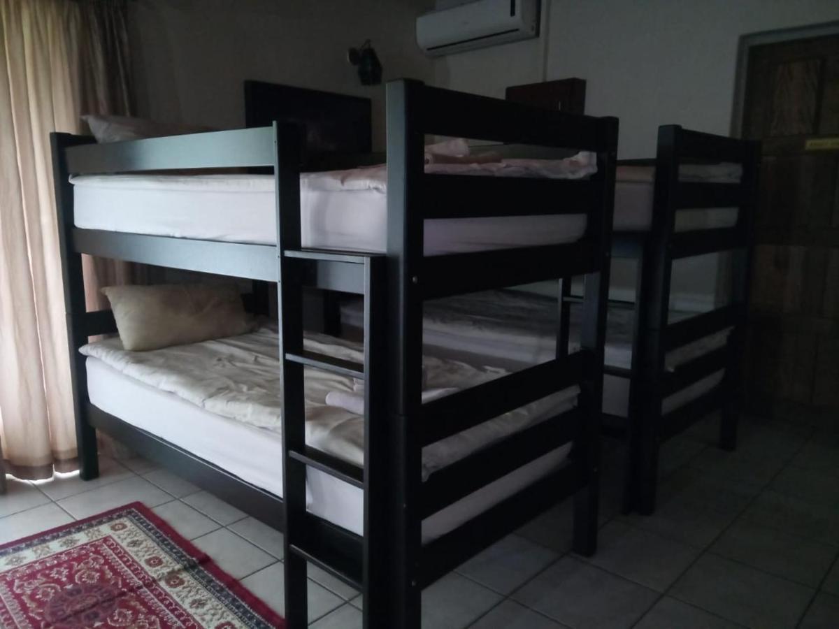 Rustenburg Guesthouse Luaran gambar